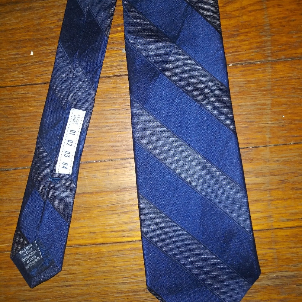 Nwot Ryan Seacrest Tie